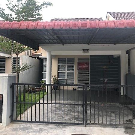 Miker Homestay Seri Iskandar Εξωτερικό φωτογραφία